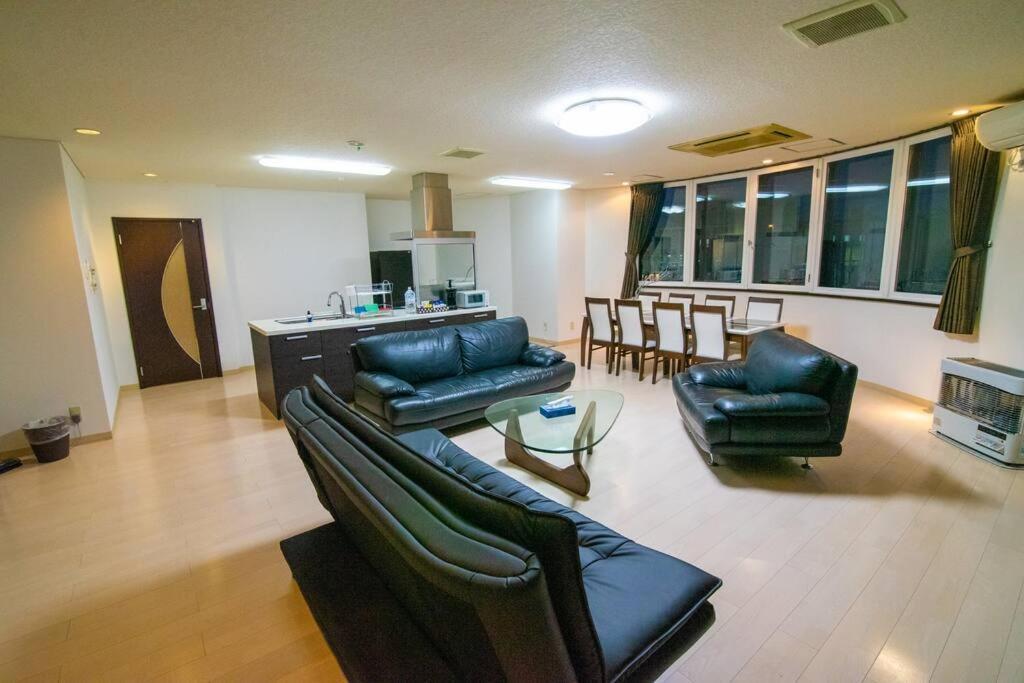 Roadside House Villa Sapporo Exterior photo